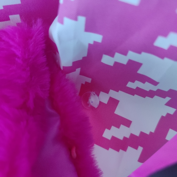 Fur Raincoat - Picture 8 of 10